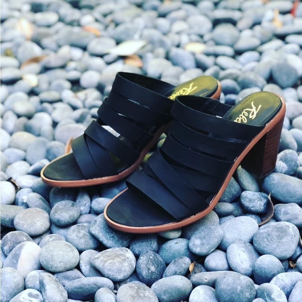 New without tags - Rebels - stappy block heel sandals / mules. Faux leather. 9